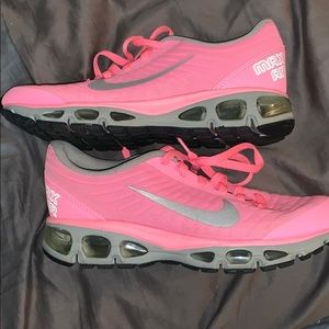 Pink nike max air sneakers
